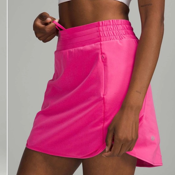 lululemon athletica Dresses & Skirts - Lululemon Hotty Hot High Rise Skirt Long Sonic Pink size 4 NWT